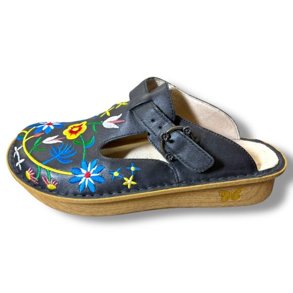 Alegria Classic Free Spirit Clog Embroidered Floral Black Size Size 10.5 -11 W - Picture 7 of 11